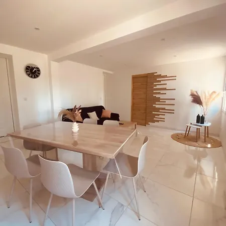 Maison Sur Terrain Spacieux 6 Personnes Proche Des Plages - Rare - V0826 Виас