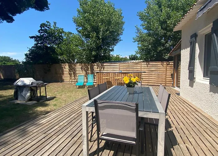 Maison Sur Terrain Spacieux 6 Personnes Proche Des Plages - Rare - V0826 Villa Vias