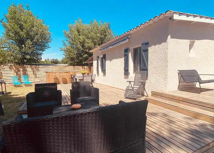 Maison Sur Terrain Spacieux 6 Personnes Proche Des Plages - Rare - V0826 * Vias